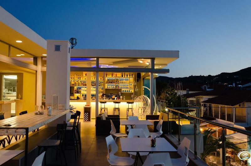 Art Boutique Suites Pefkochori Exterior photo